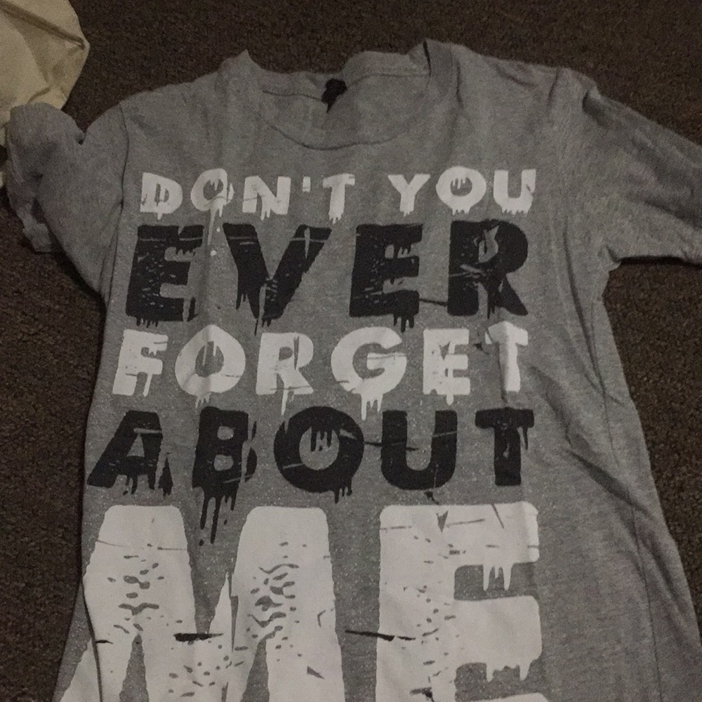 sleeping with sirens band tee